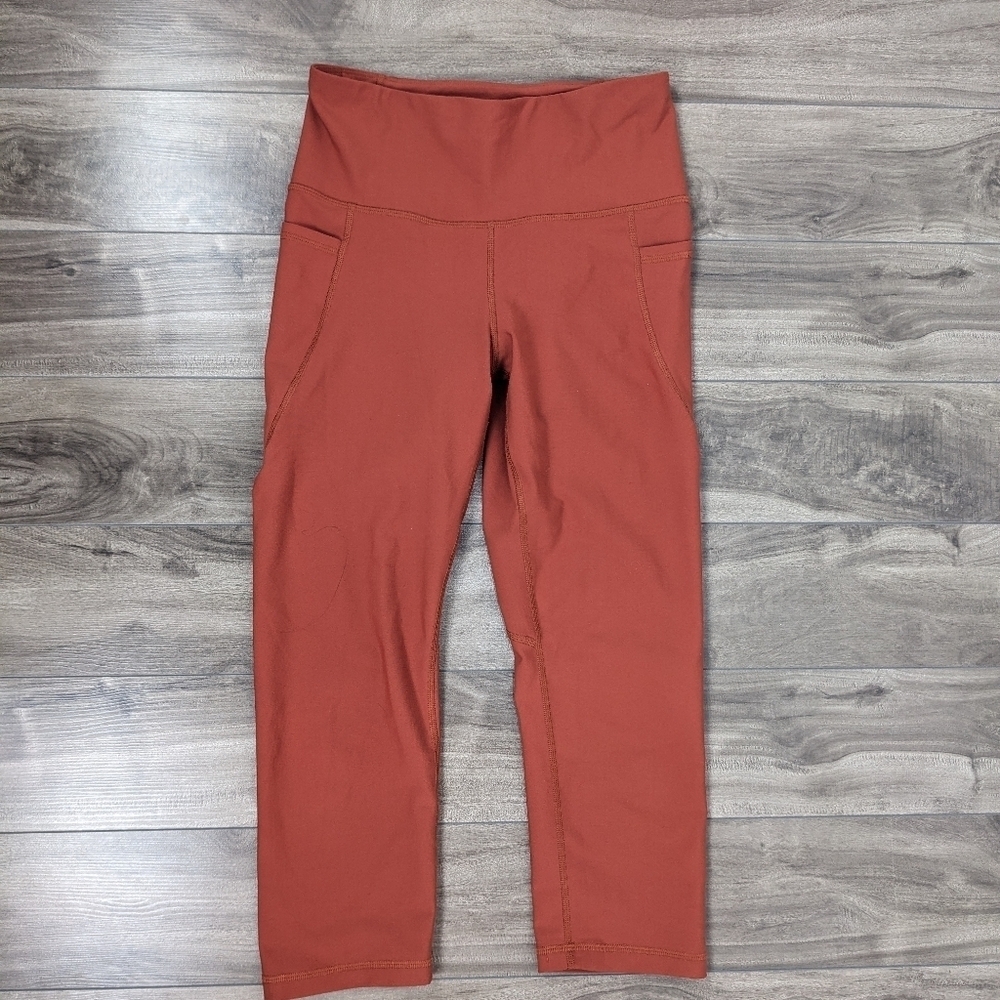 Old Navy Powersoft Leggings Medium